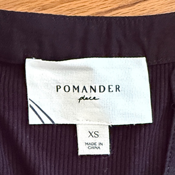 Pomander Place sz XS Black Puff Sleeve Rayon stretch Blouse great pre owned cond - Picture 7 of 9